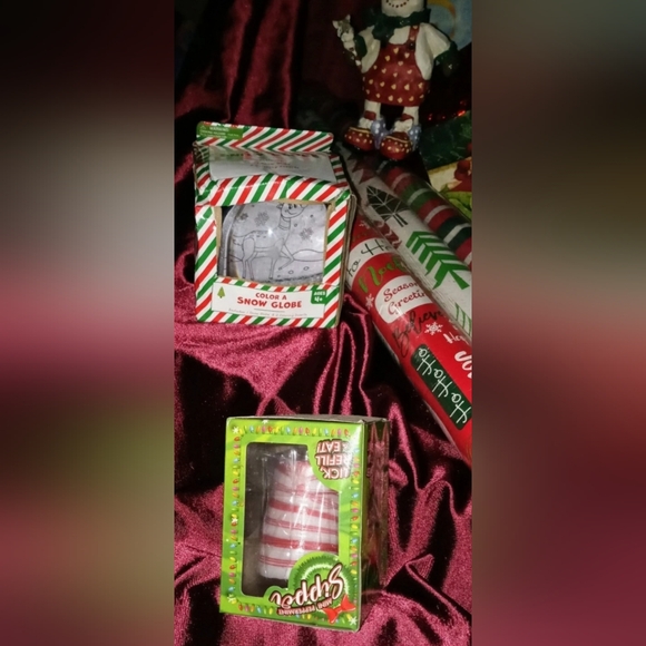 Twelve Piece Christmas Gift Wrapping & Decor Set - Picture 9 of 9